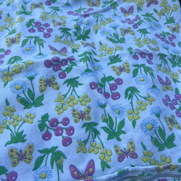 Vintage 17x17 Pillow Case Cover Floral Butterflies Groovy Retro Mod - Picture 2 of 7